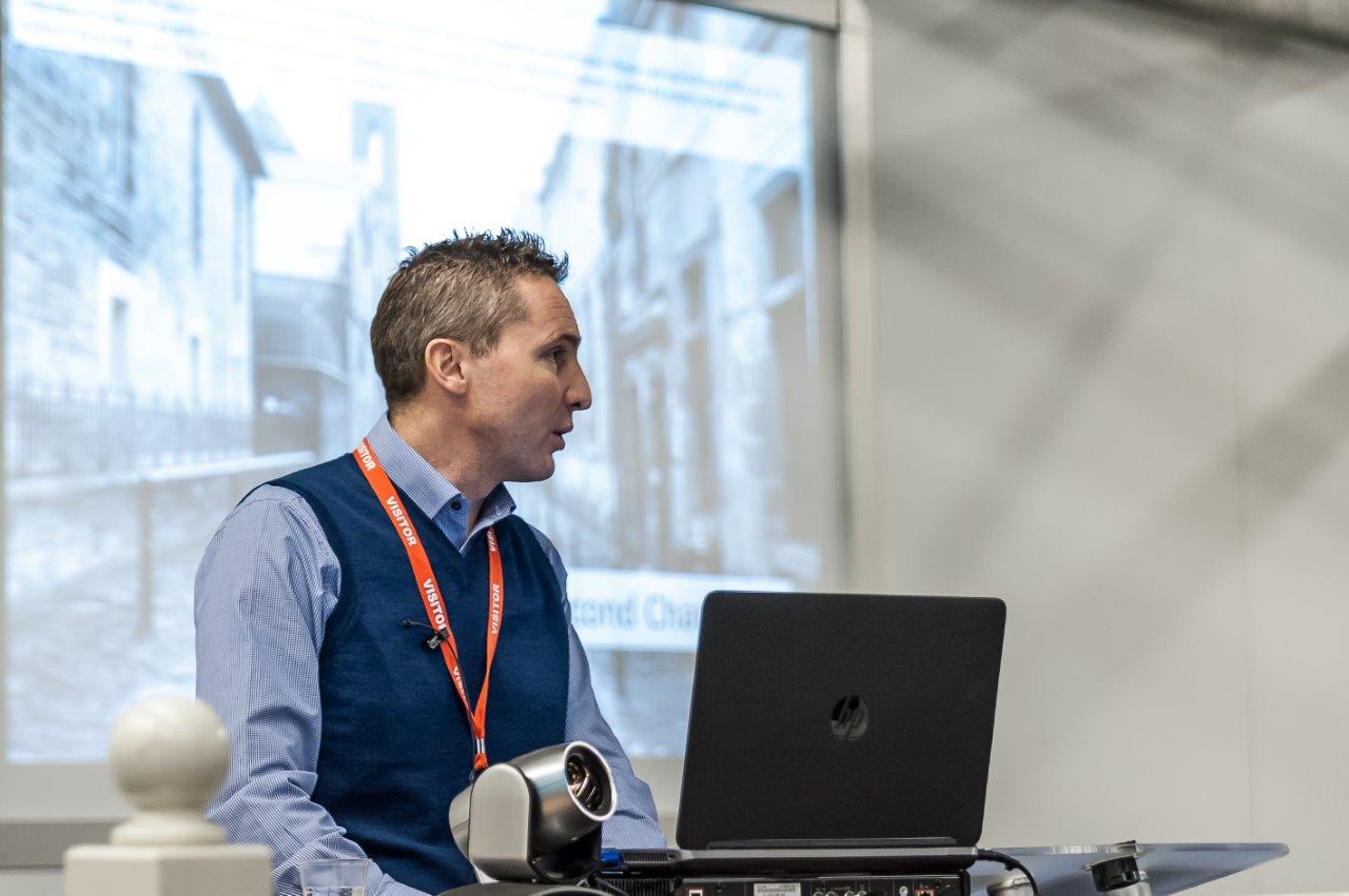 Workplace safety briefings